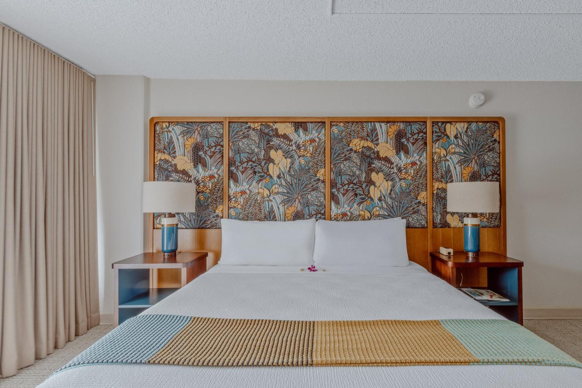 White Sands Hotel Honolulu Bagian luar foto