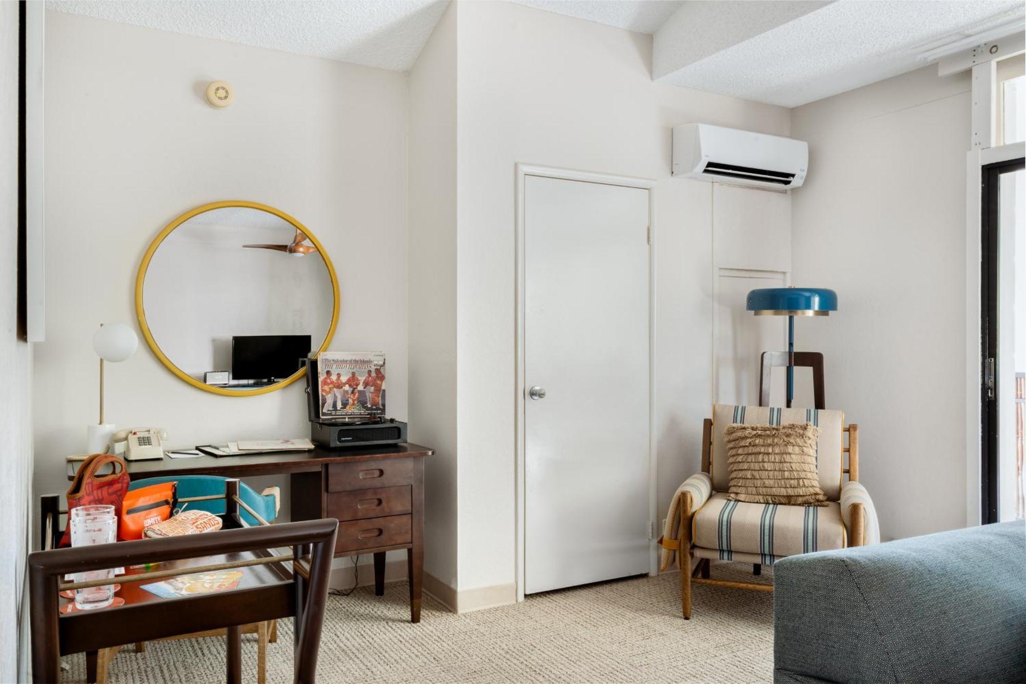 White Sands Hotel Honolulu Bagian luar foto